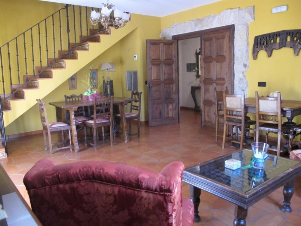 Casa Rural Cuatro De Oros Santa Cruz de la Zarza Екстер'єр фото